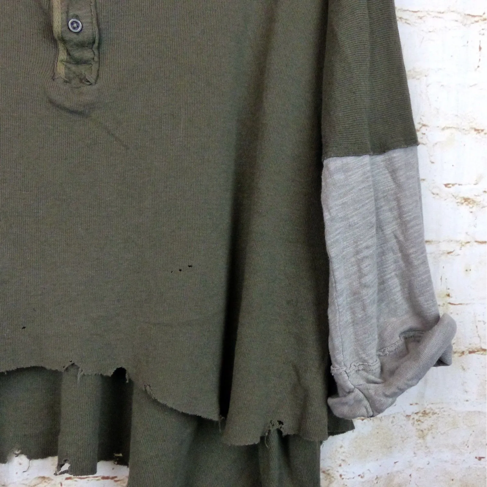 Free People Henley Top Women XS Green Oversized Crop Distress Linen Blend Grunge - Image 10