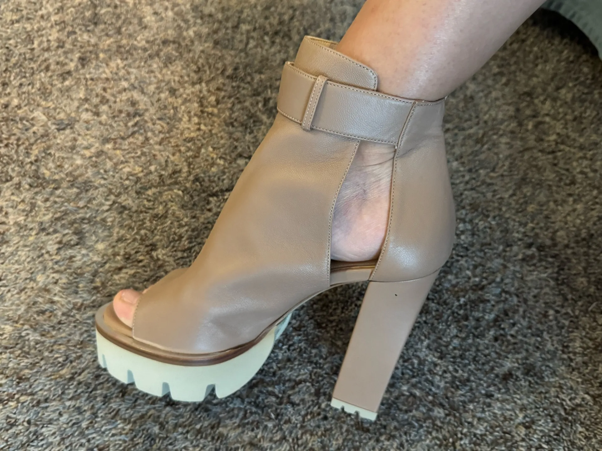 Nando Muzi Collector Item Peep Toe Platform Mule Tan Size 8 - Image 11