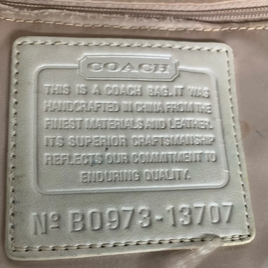 COACH ALI SIGNATURE SATEEN HOBO - Image 7