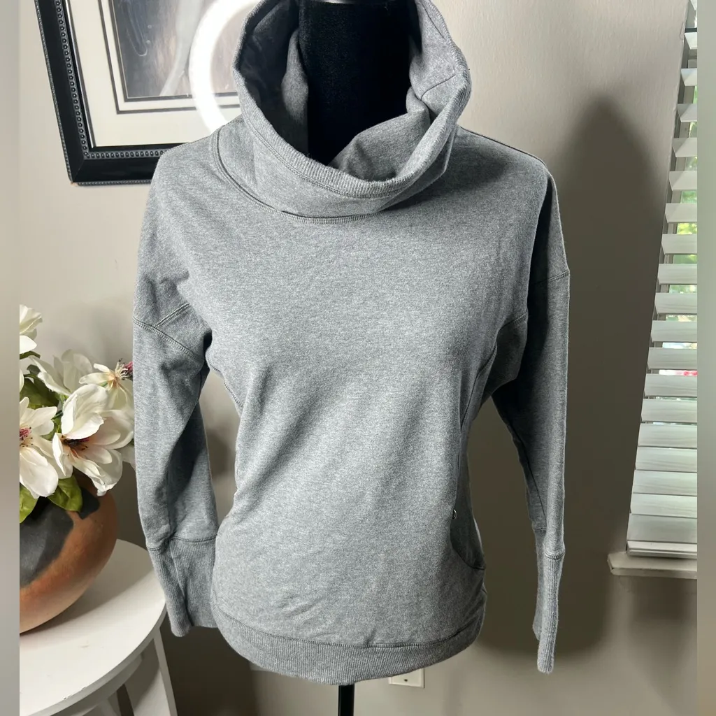 Lululemon rest‎ day pullover 4 vintage sports grey - Image 8