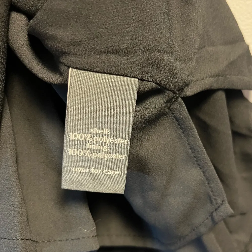 The Limited Tank Top Black Bejeweled Neckline Adjustable Strap Pleated Sz 1X NWT - Image 4