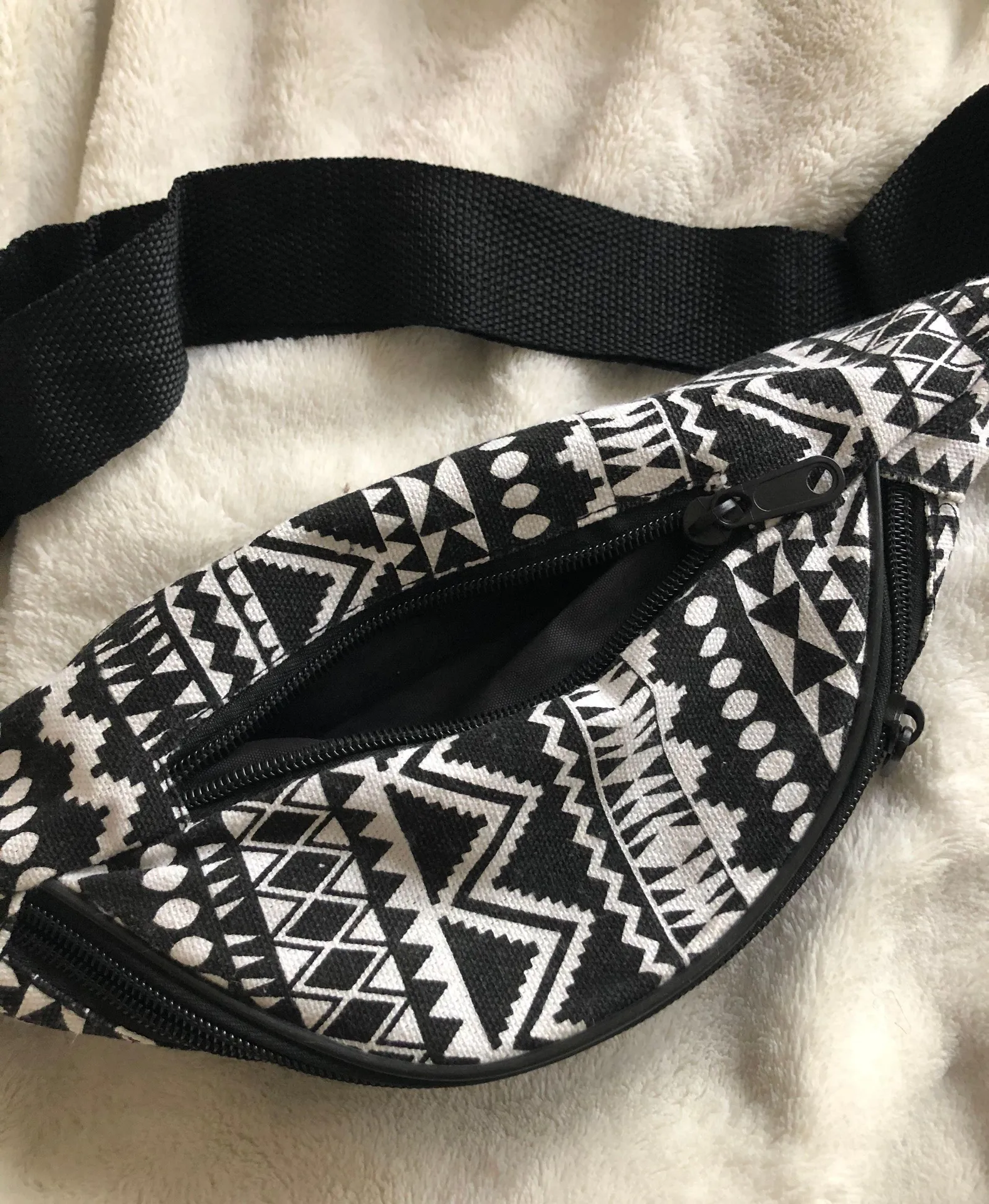 Aztec Print Fanny Pack Black - Image 5