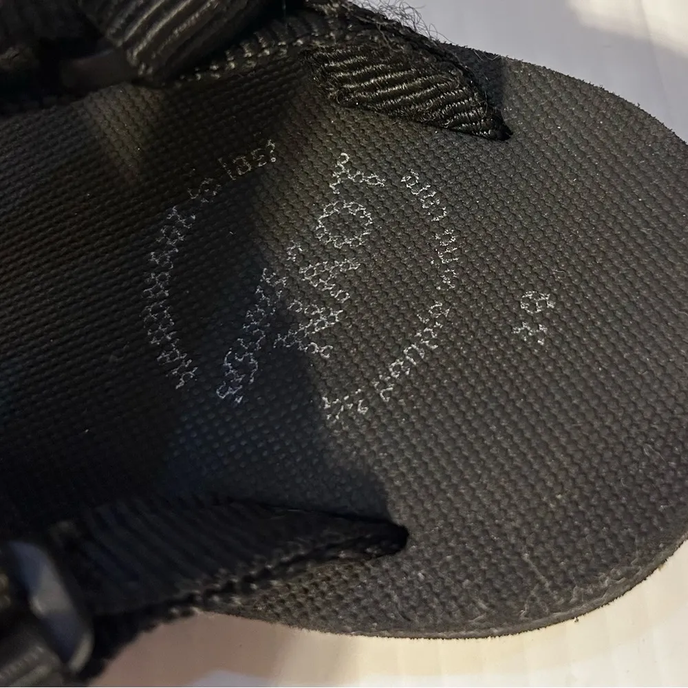 NAOT black sandals women size EU 39 / US 8.5 - Image 8