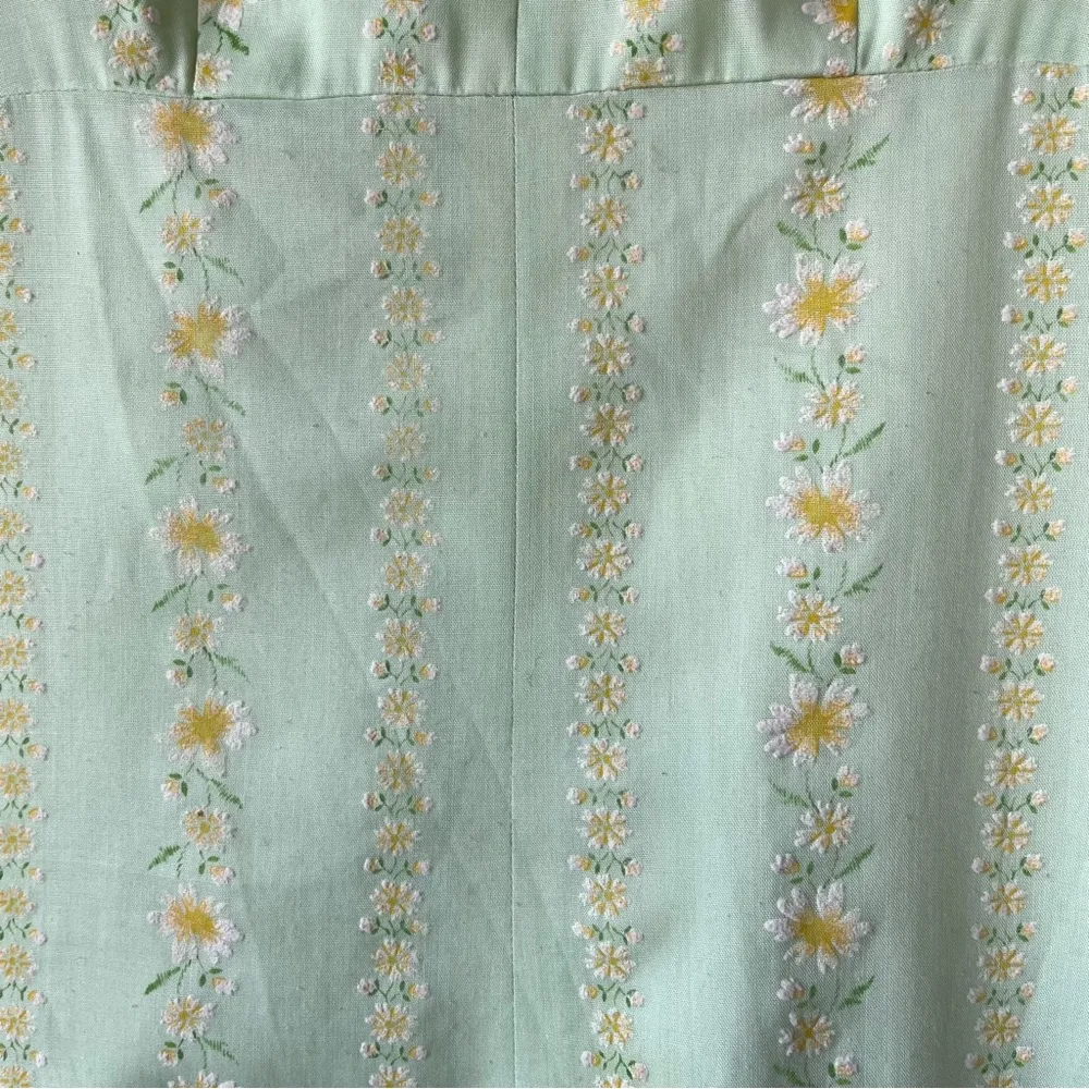 Edwardian Victorian floral Daisy Embroidery Puff Sleev Babydoll costume coquette - Image 4