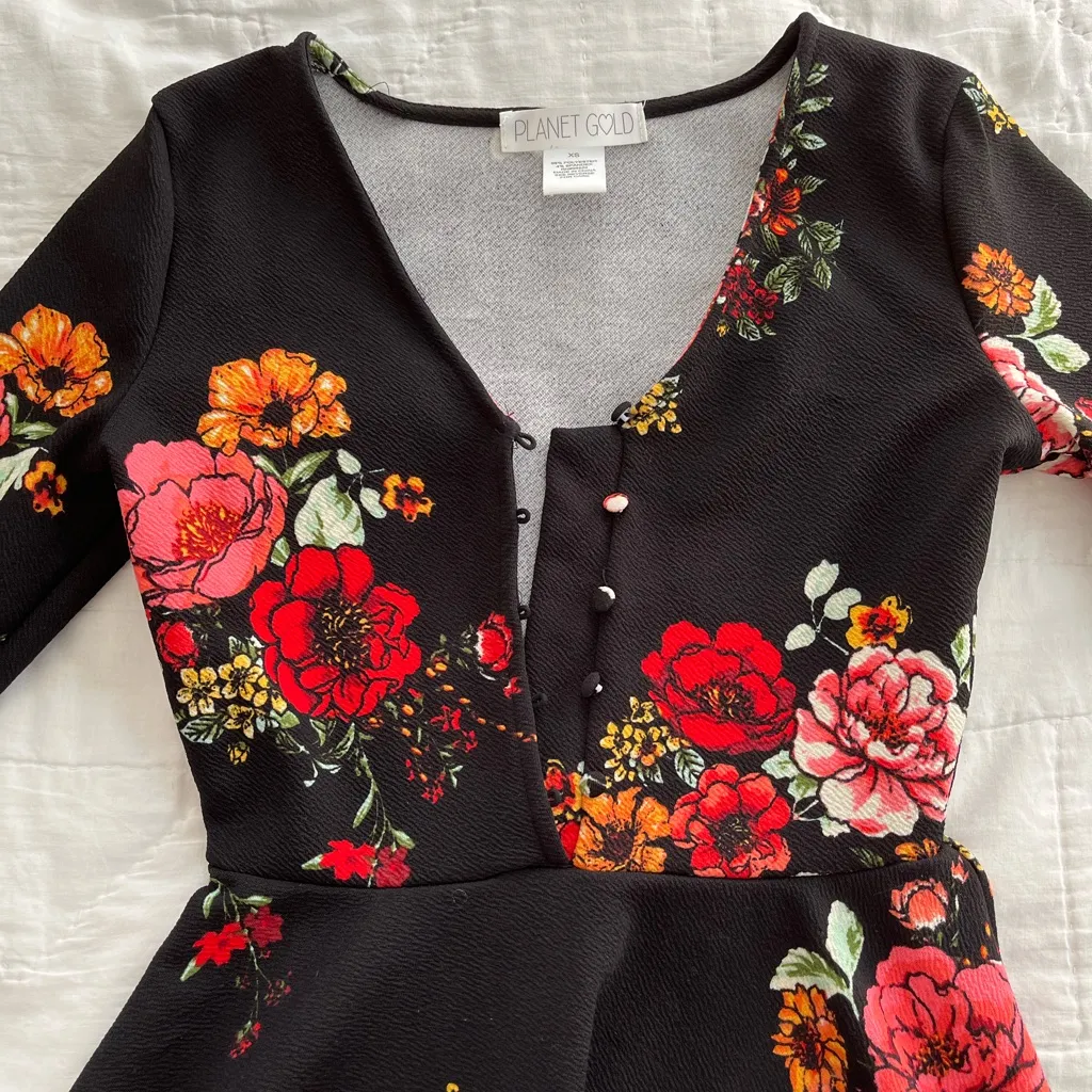 planet gold black long sleeve flower dress - Image 4