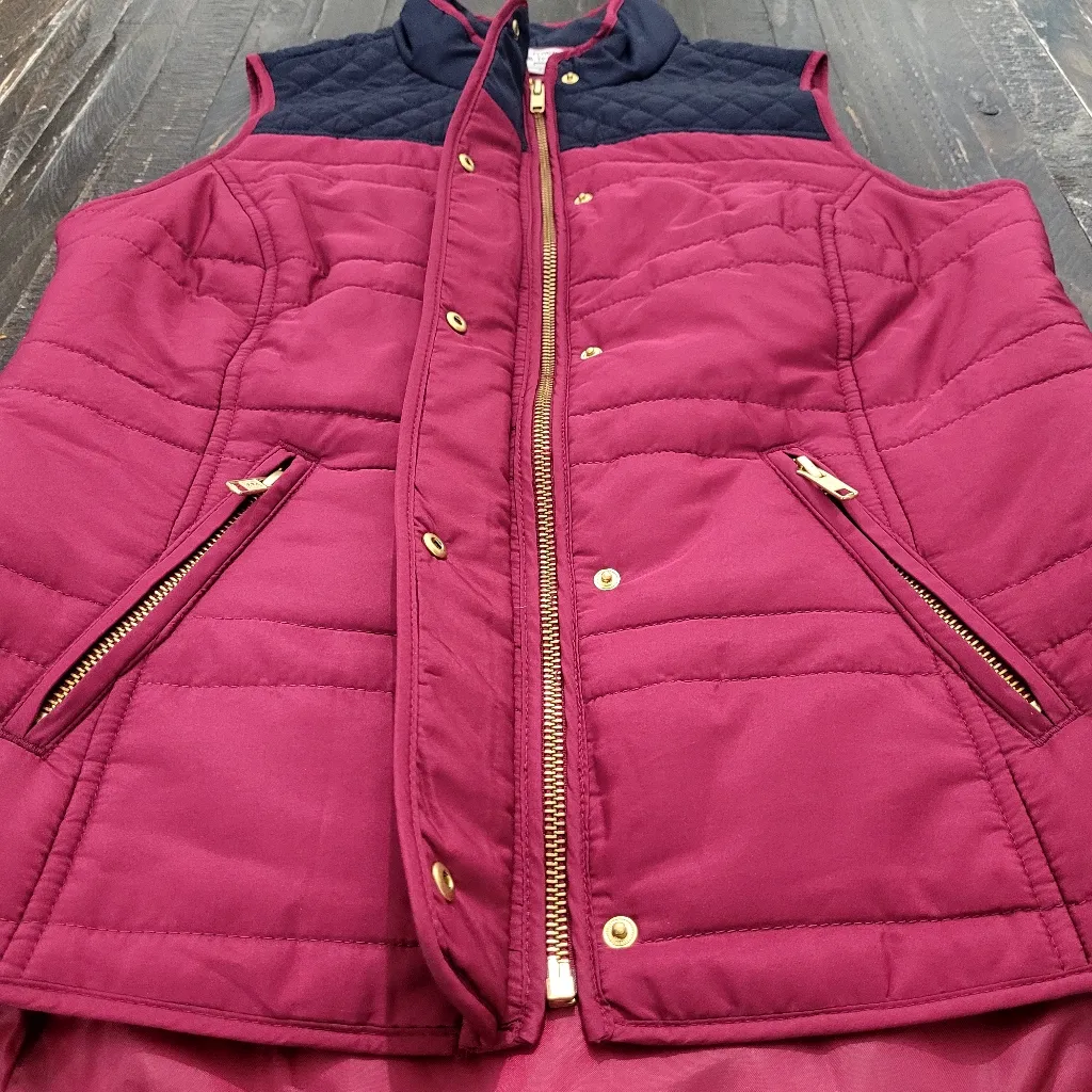 Crown & Ivy Puffer Vest Women Size Petite - Image 3