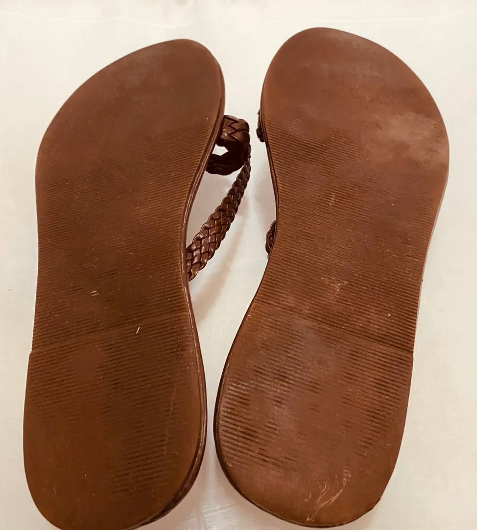 CHAPS Sandals - Image 5
