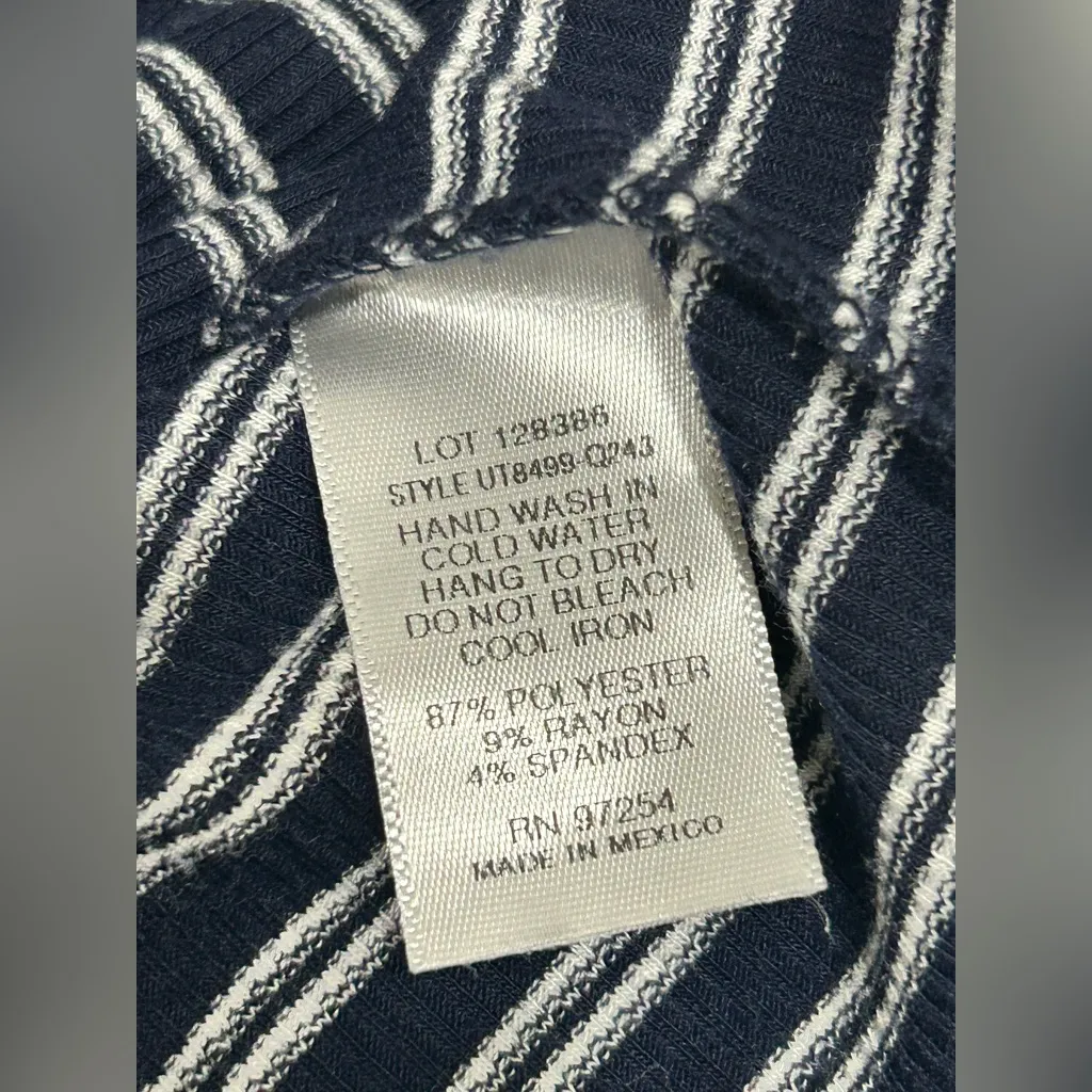 One Love Clothing Women's Long Sleeve Top Size Large - Image 4