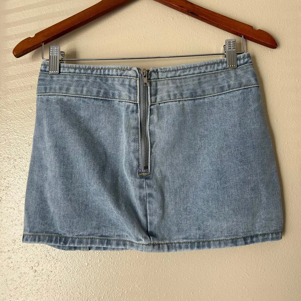 PrettyLittleThing Denim Buckle Mini Skirt US Size 4 - Image 7