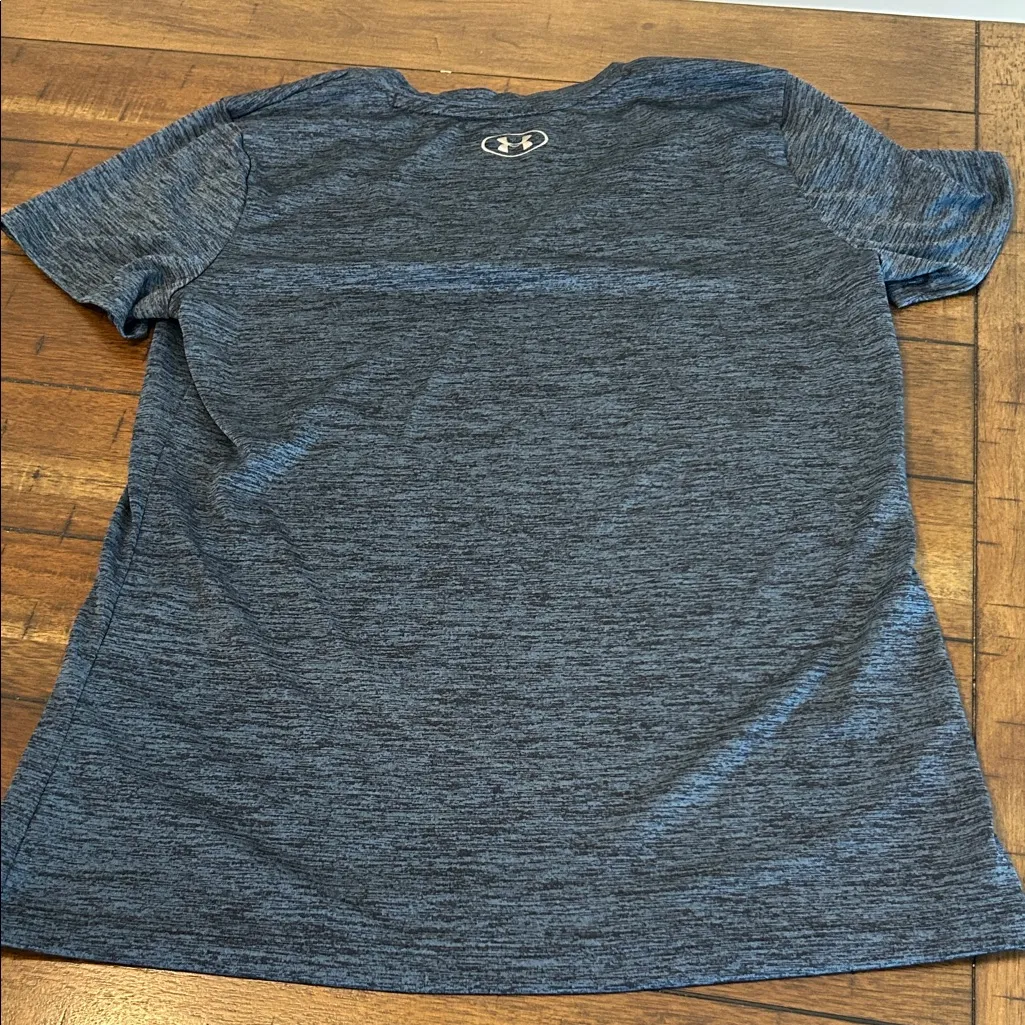 Under Armour Heat Gear Women's Performance Tops - Blue, Gray, Black & Purple EUC - Image 10