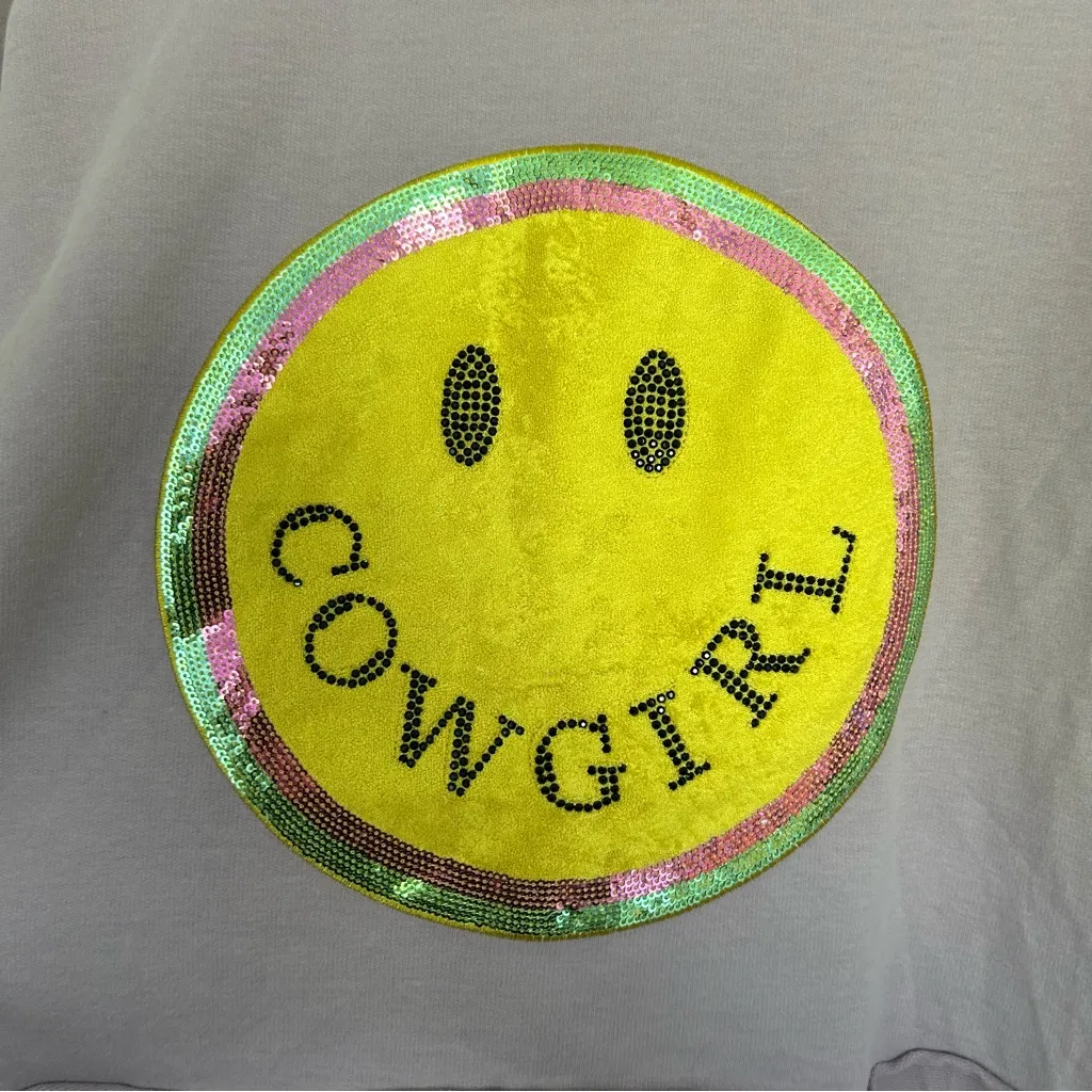 Peach Love Cowgirl Smiley Face Graphic Crewneck Pullover Cropped Sweatshirt - Image 3