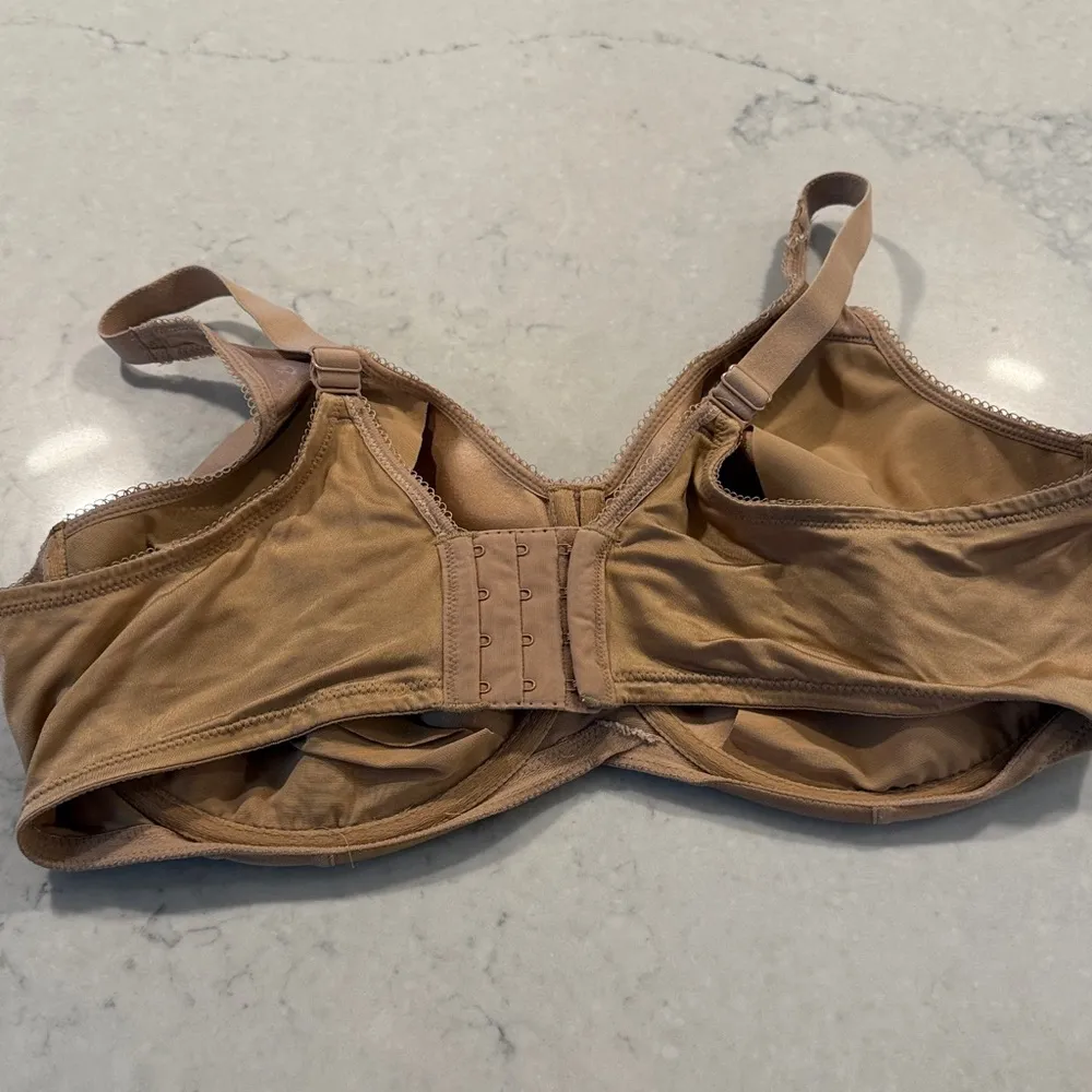 🦃 Wacoal Tan Underwire Bra with Light Padding size 44DD - Image 5