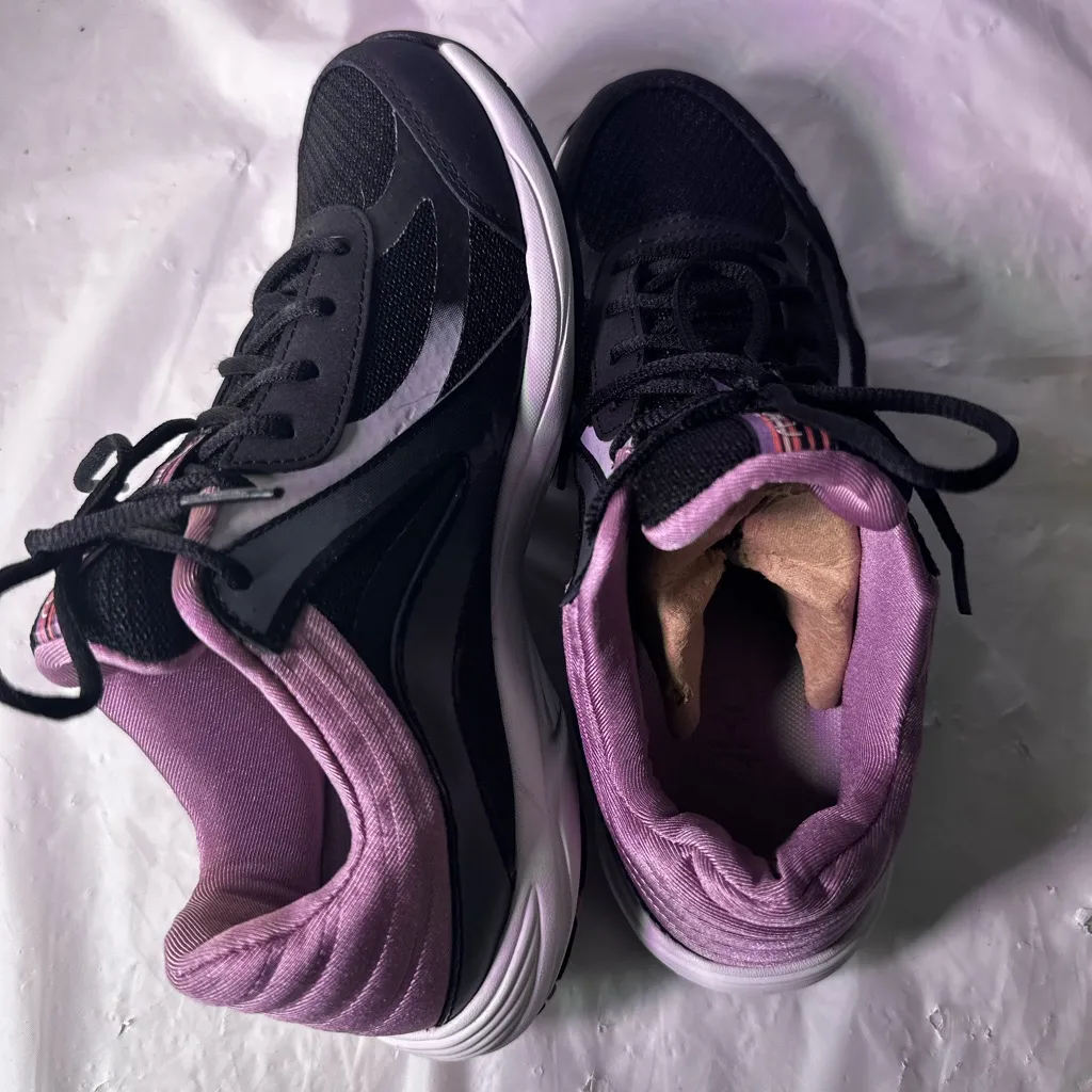 Ryka Women's Black and Lavender Athletic Shoes - Image 9
