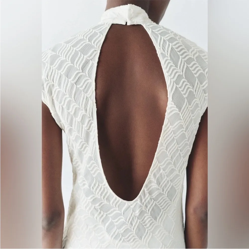 NWT ZARA WHITE EMBROIDERED MAXI DRESS - Image 4