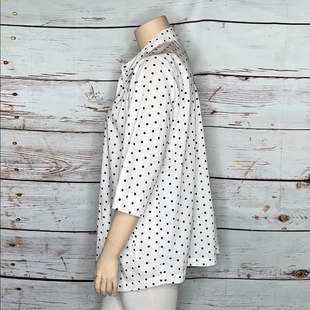 Joan Rivers Size 2X White - Black Polka Dot Button Down Tunic Shirt w/ Pockets - Image 2