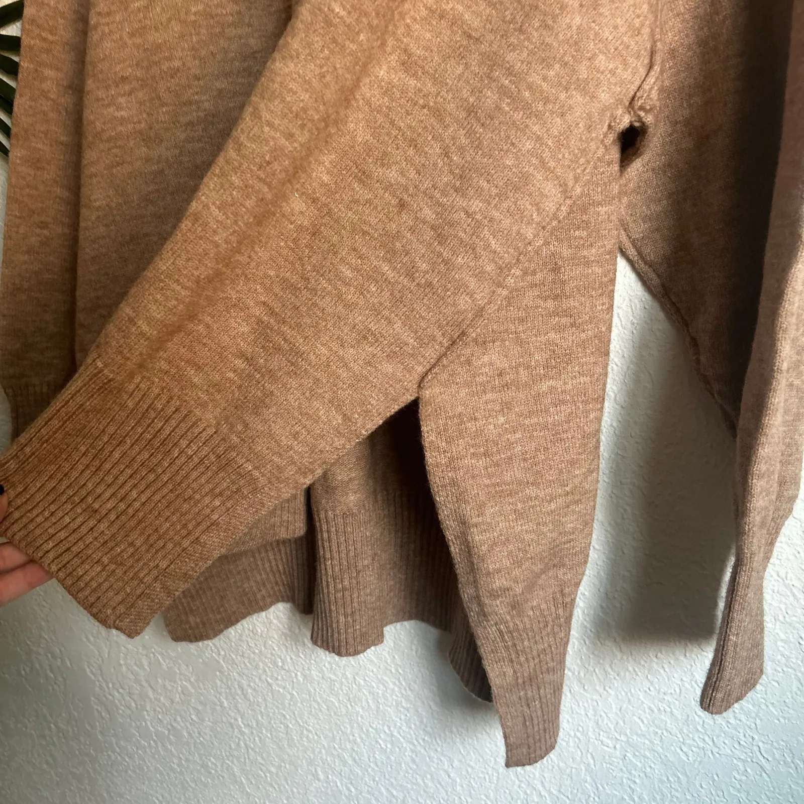 Commense Reverse Seam Hi Low Side Slit Oversized Sweater XL NWT - Image 5