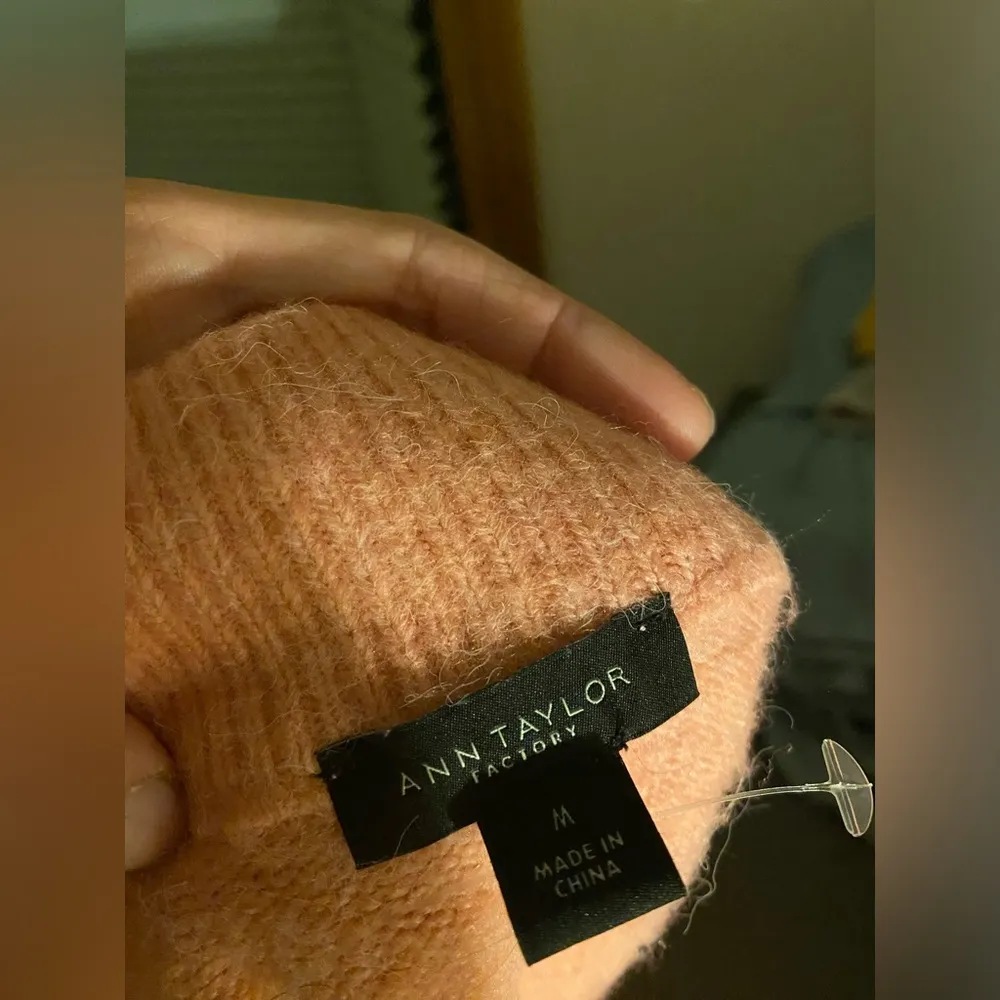 2 Pink Sweaters for the price of 1! Spring for PINK!  & Gap 🩷 NWOT - Image 6