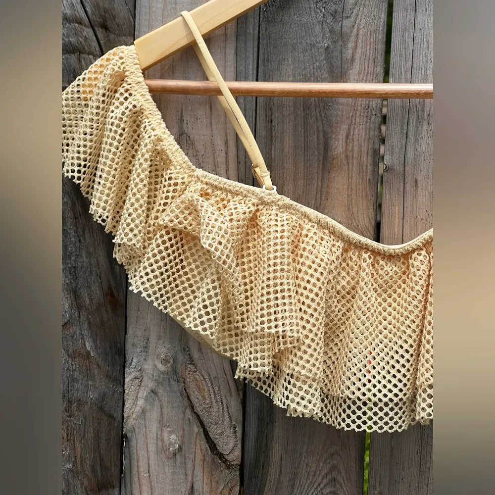 H&M 2 piece Women’s swimsuit Set - Image 7