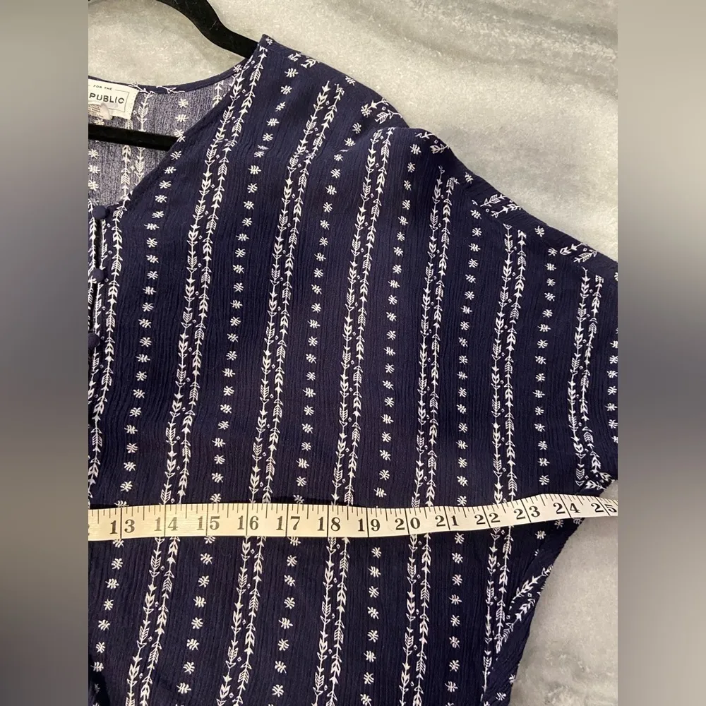 For The Republic Size S Navy Blue Boho Short Sleeve Cropped Front Knot Top - Image 9