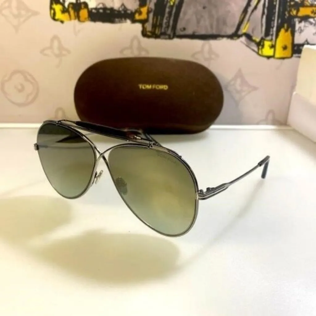 New Tom Ford Unisex Holden Brown Gradient Pilot Sunglasses FT0818 08G - Image 9