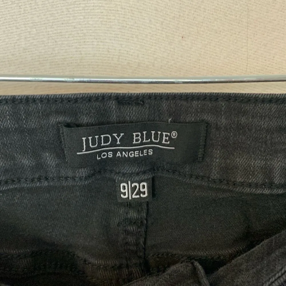 Judy Blue womens size 9 / 29 Capri fit black denim jeans crop stretch - Image 2