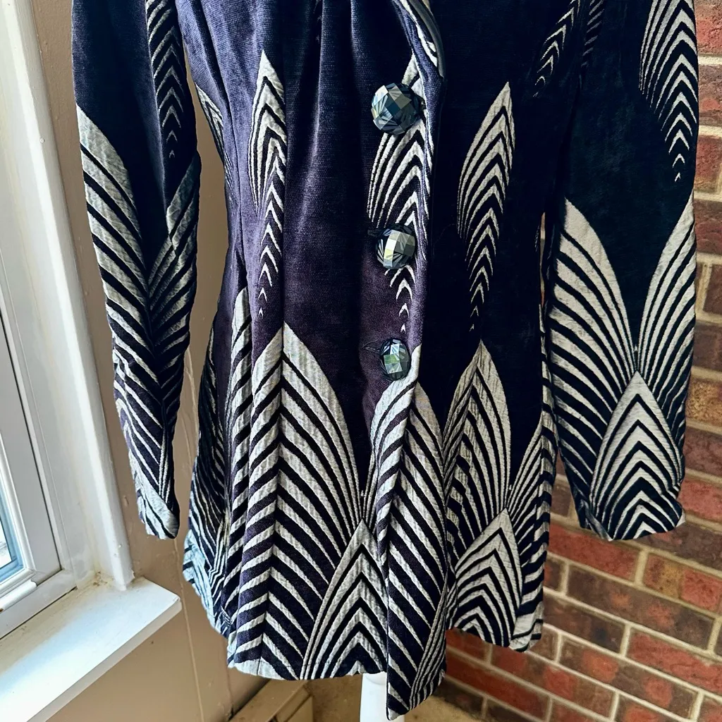 Frank Lyman Design Black and Gray Patterned Blazer Sculpted Collar Witchy Boho Size 6 - Image 3