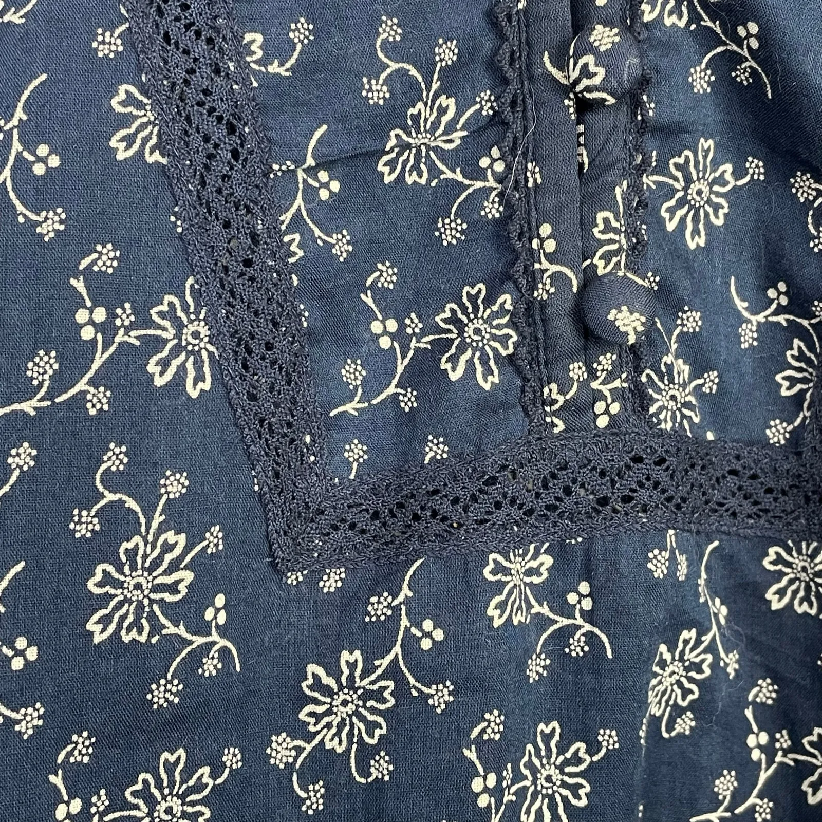 Veronica Beard Kent Navy Blue Floral Crochet Lace Peasant Blouse Top womens L 14 - Image 5