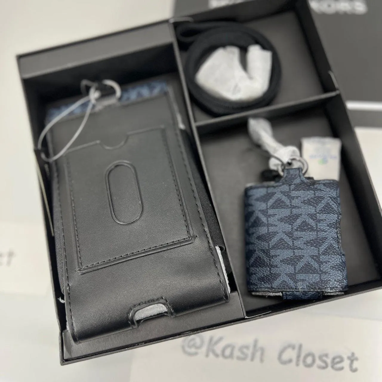 Michael Kors Admiral Blue Tech Lanyard Airpod Case Box Set - Image 2