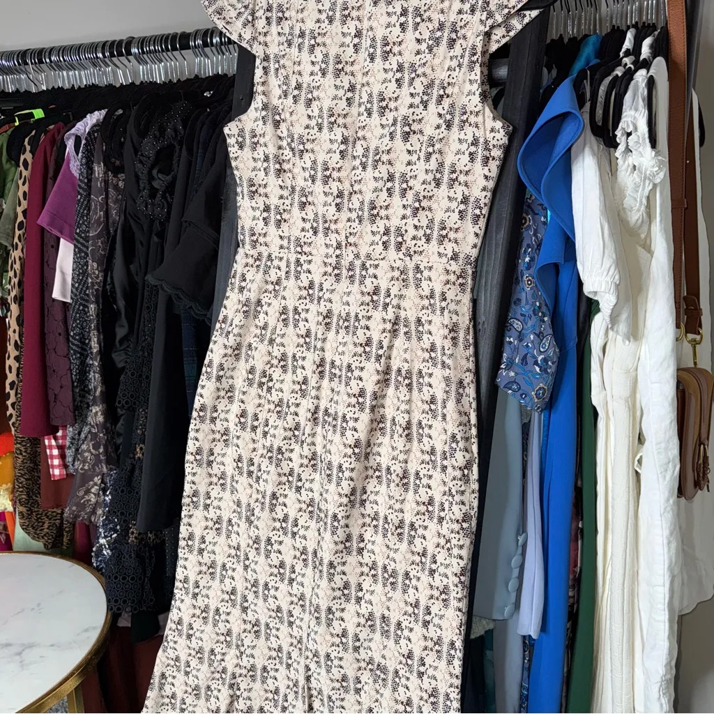 Anthropologie The Cecily Fit & Flare Midi Sweetheart Dress in Neutral Floral - Image 12