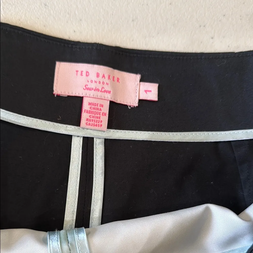 Ted Baker London Tropical Print Swim Shorts Green Size 1 - Image 3