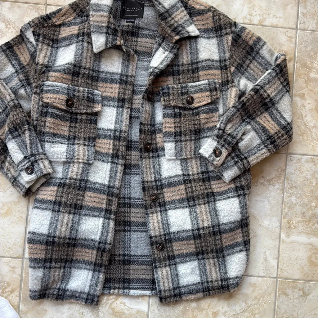 Women’s sanctuary small Plaid Jacket - Black, Gray, and Tan oversized - Image 7