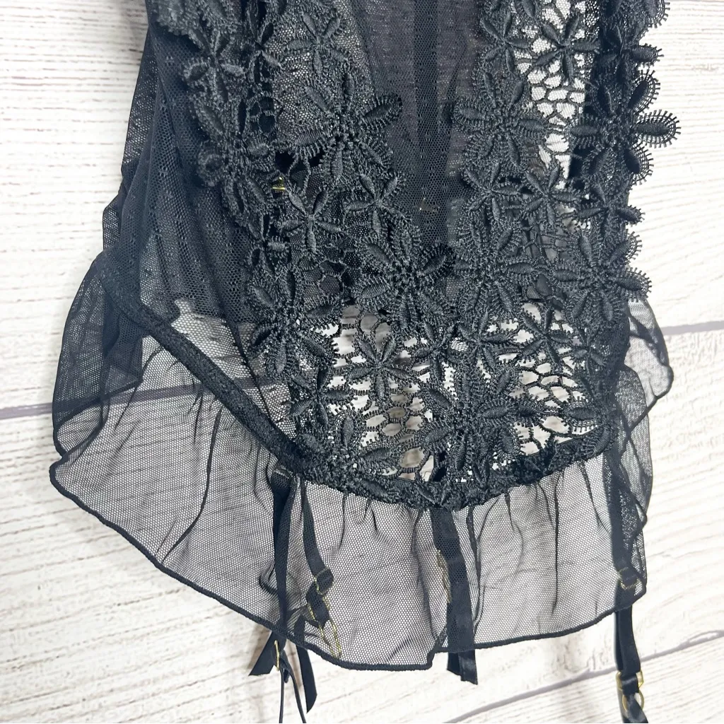 Sheer Black Lace Bustier Lingerie with Floral Appliqué and Garter Straps Size XL - Image 5