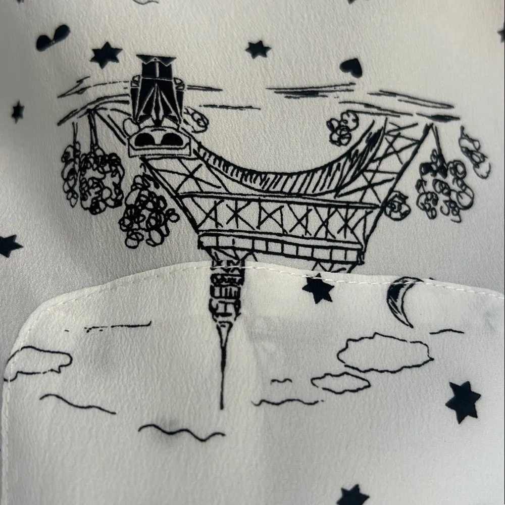 Karl Lagerfeld Button Down White Black Top Size Small - Image 7