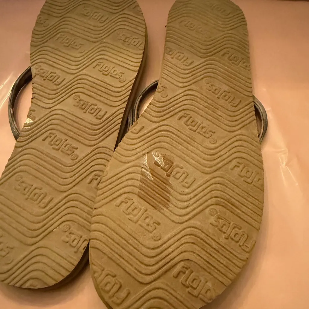 Flojos Tan and Patterned Sandals Size 7 - Image 5