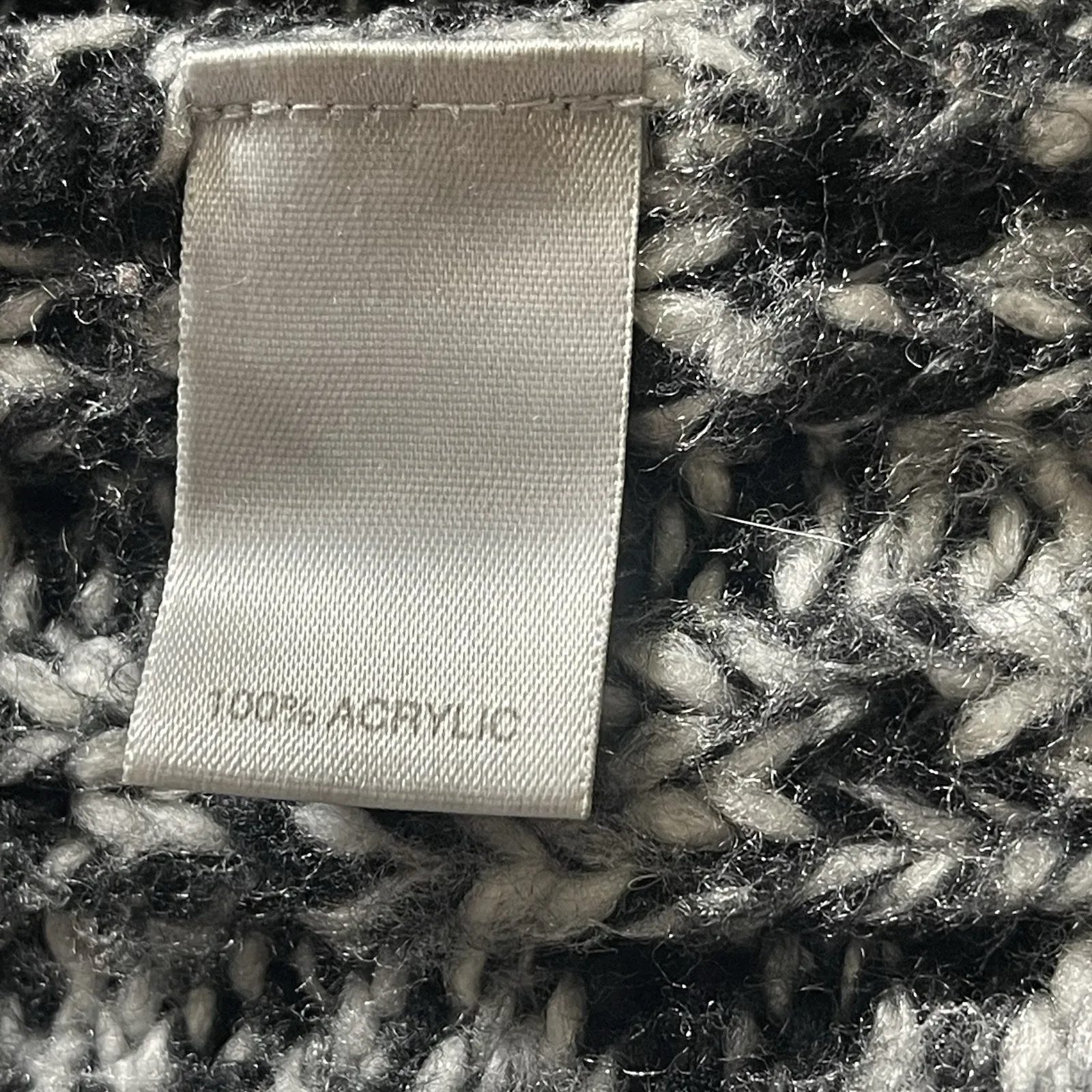 Avenue Cardigan Multicolored Gray With Wood Front. Buttons Size 18/20 F-78 - Image 3