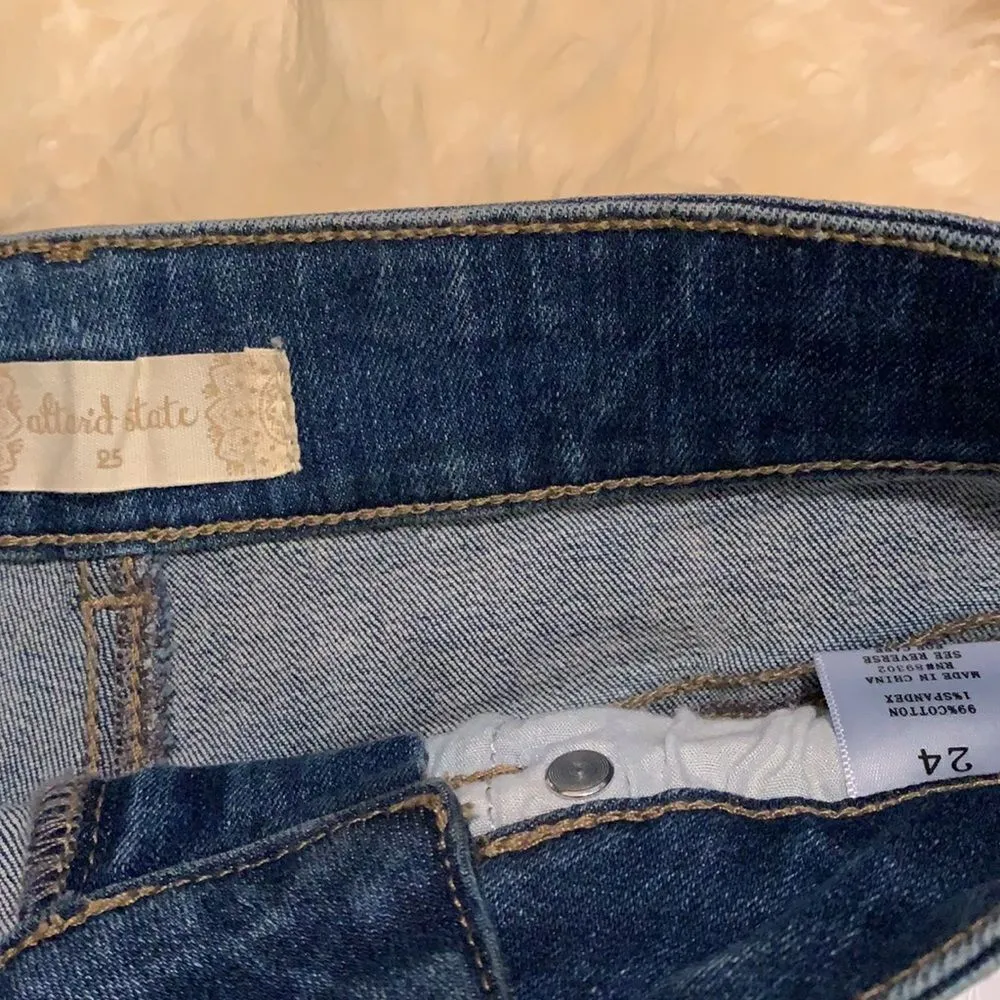 Altar’d state Vintage look heavy fringe shorts - Image 4