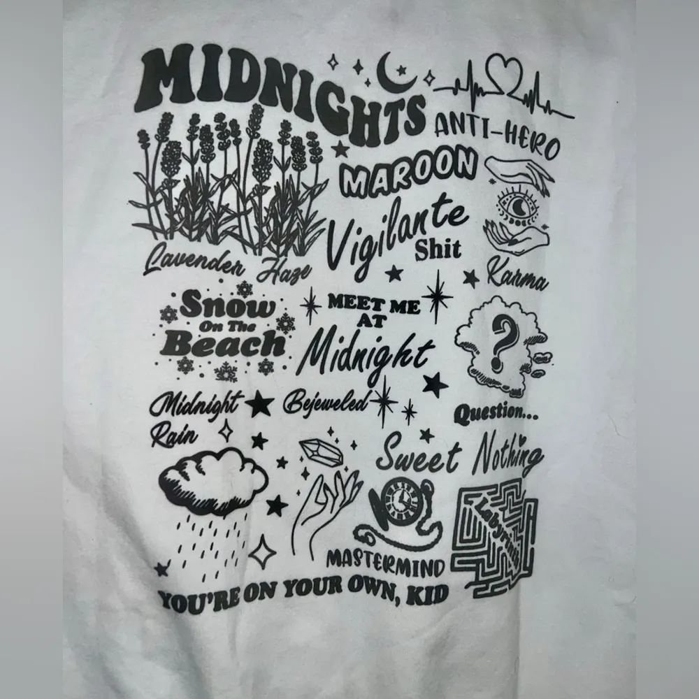 Taylor Swift Midnights sweatshirt size medium EUC - Image 5