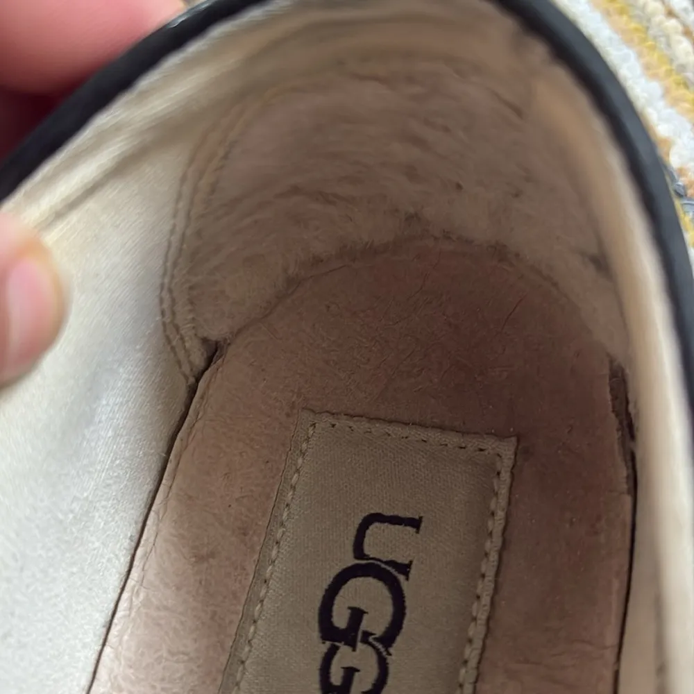 UGG Black and Tan Slip-On Loafers - Image 4