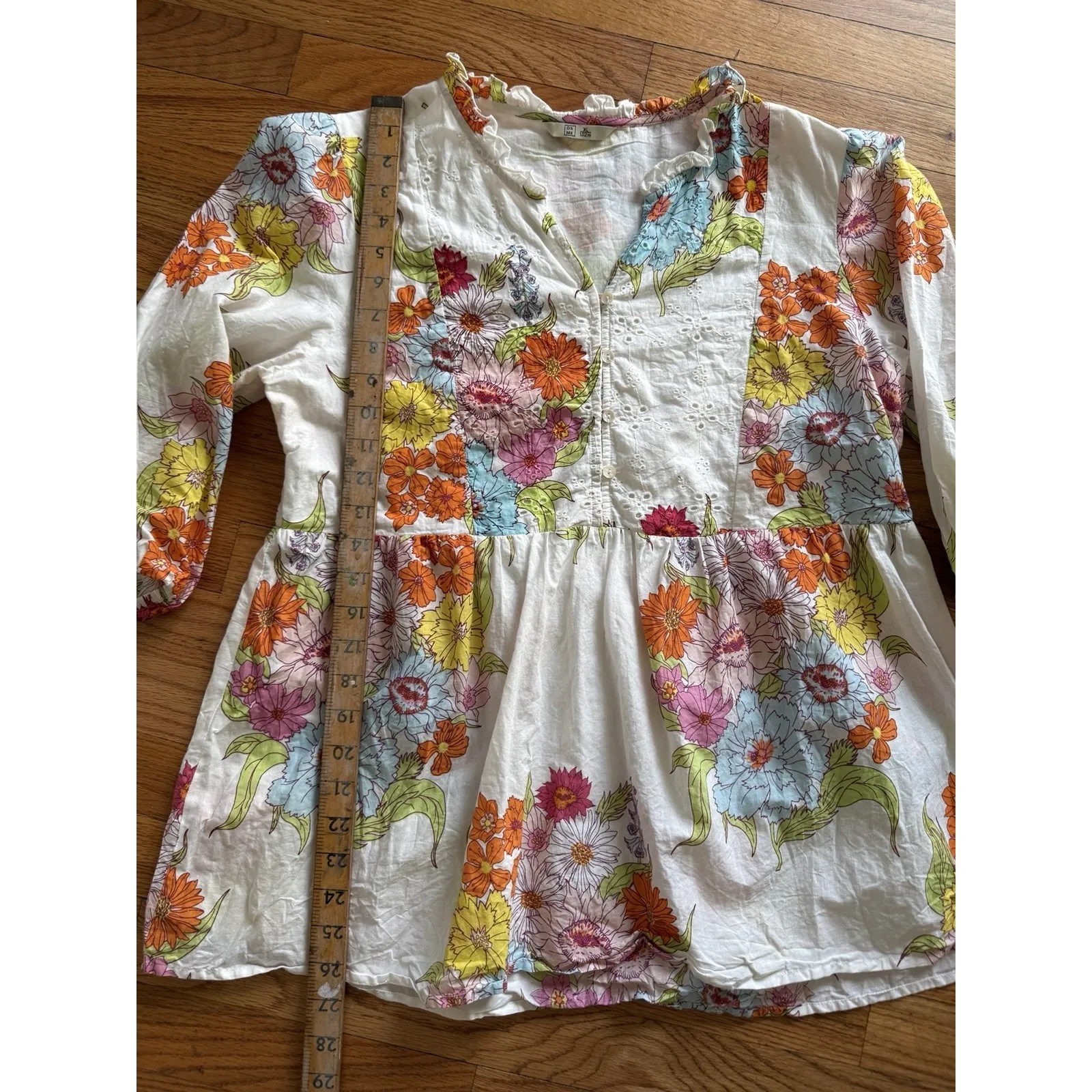 DNMX Women Floral Print embroidered Peplum Top XL Eyelet Shirt White - Image 4