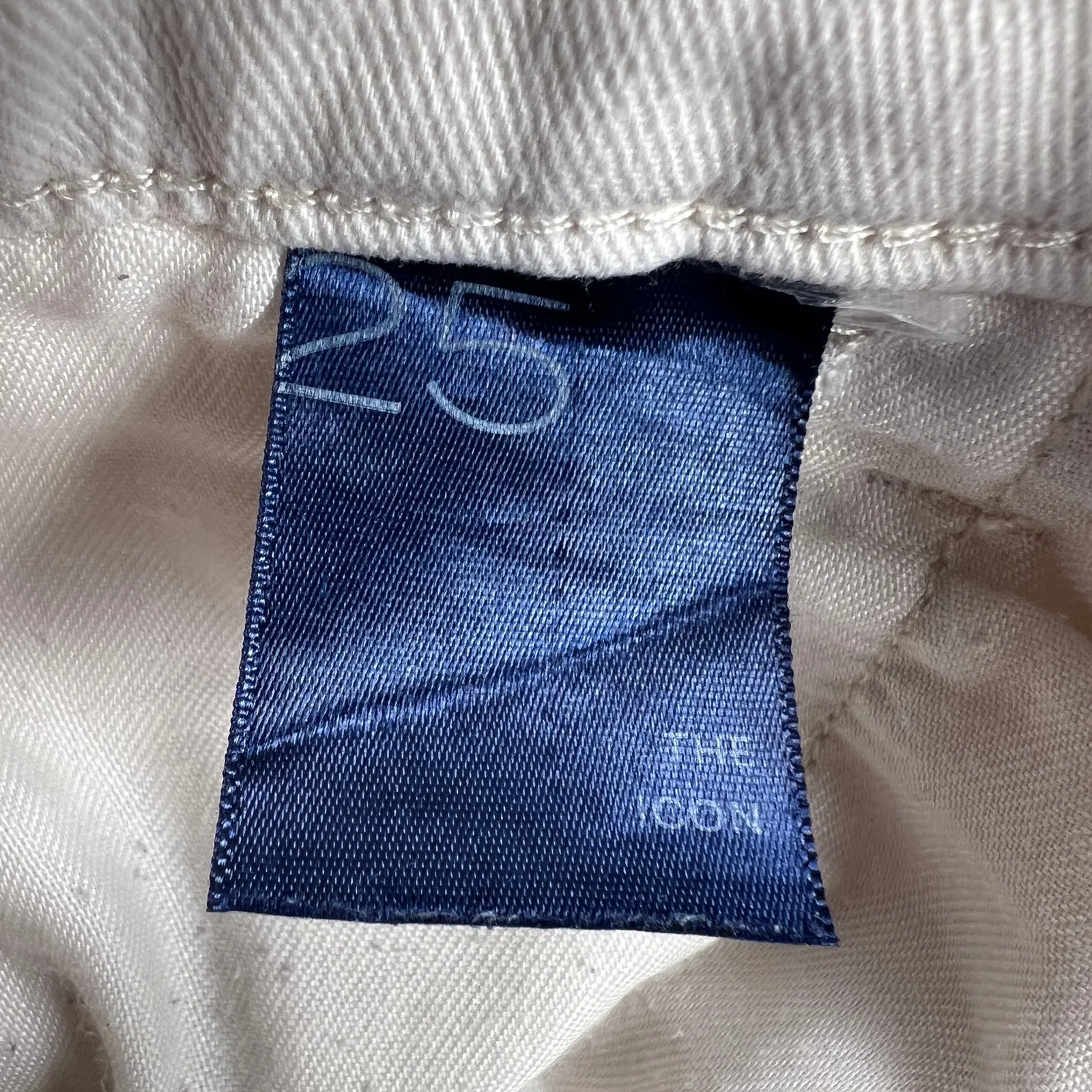 Pilcro The Icon Cream Winter White Mid Rise Flare Leg Jeans 31” Inseam Size 25 - Image 4