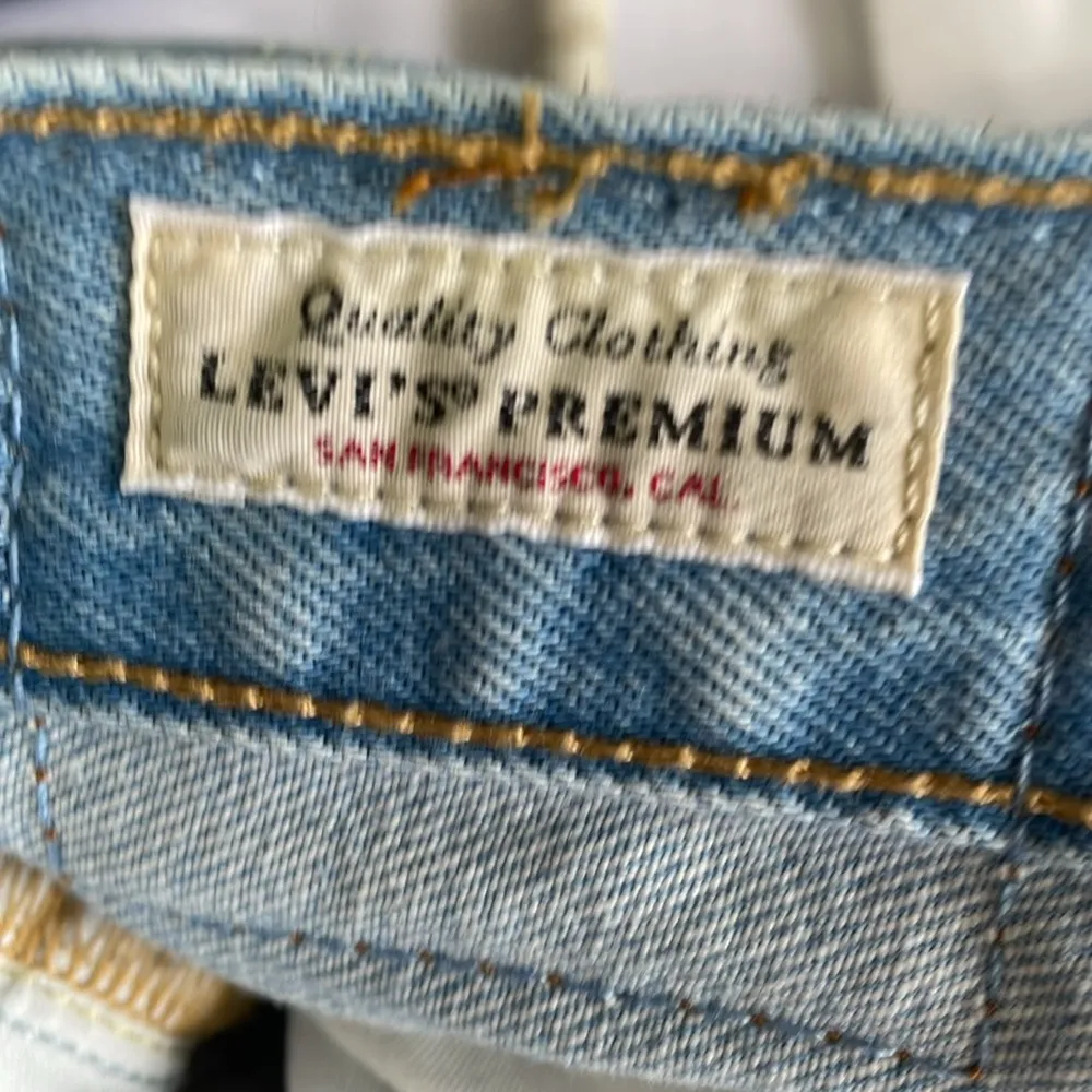 Levi’s 501 Premium Denim High Waisted Straight Crop Jeans - Image 5