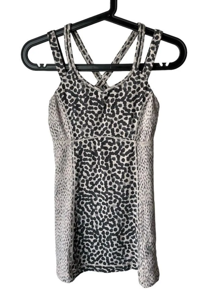 Lululemon Happy Strappy Tank • Sz 4 - Image 5