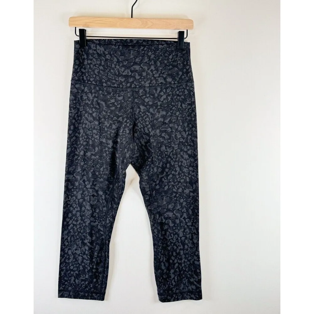 Lululemon Womens Leggings Black Align High Rise Crop Camo Stretch Size 8 - Image 3