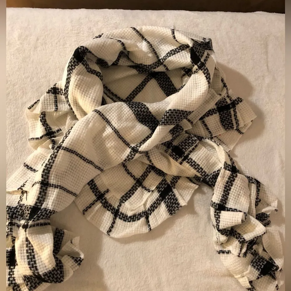 New Francesca’s scarf wrap, ruffle new with tag - Image 2