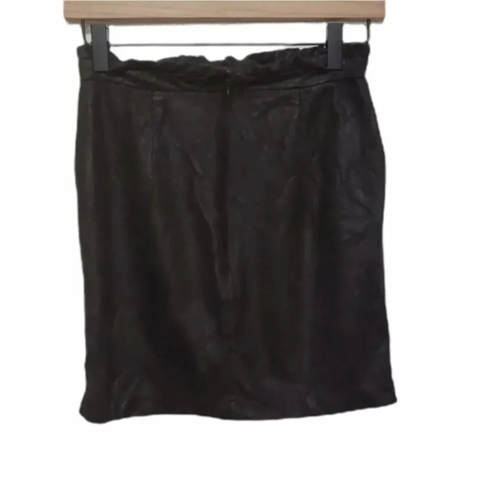 COCO + JAIMESON Mini‎ Skirt Size Small Suede Black - Image 4