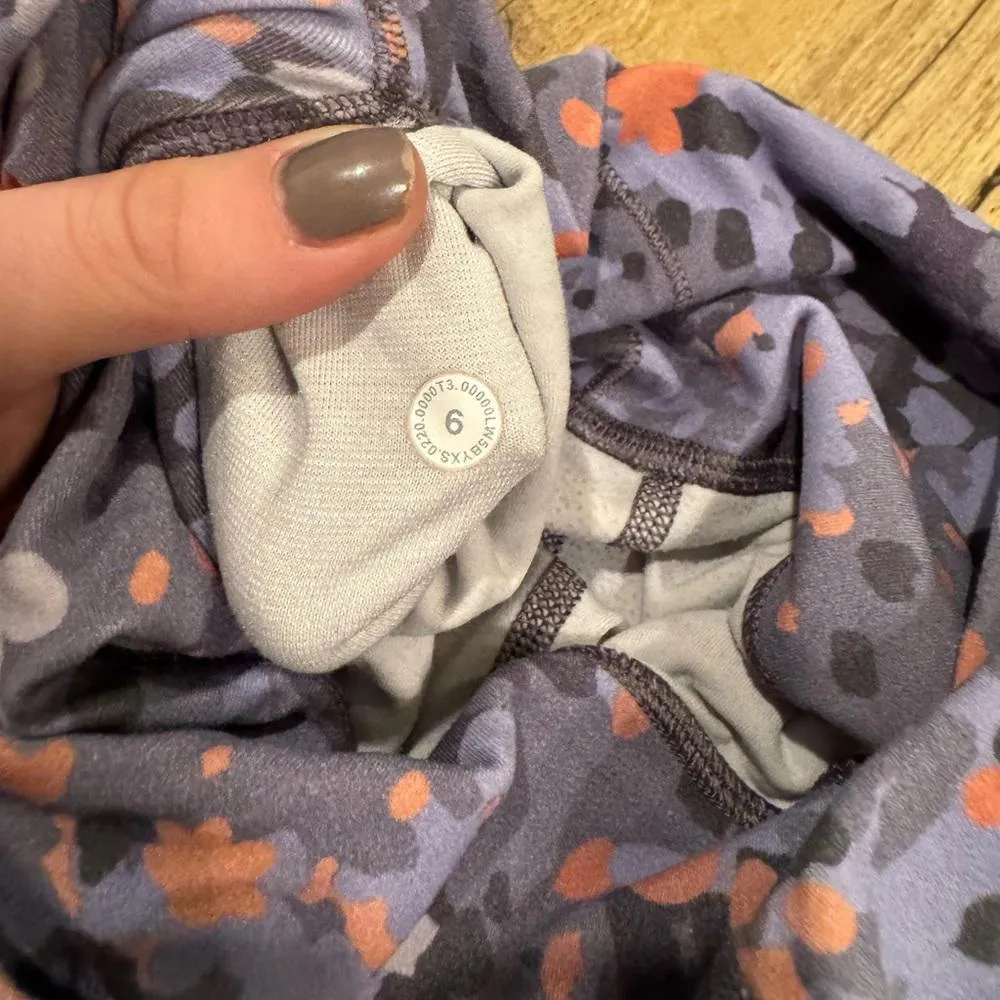 Lululemon Align Leggings in Urban Mural Alpine White Multi 6 - Image 7