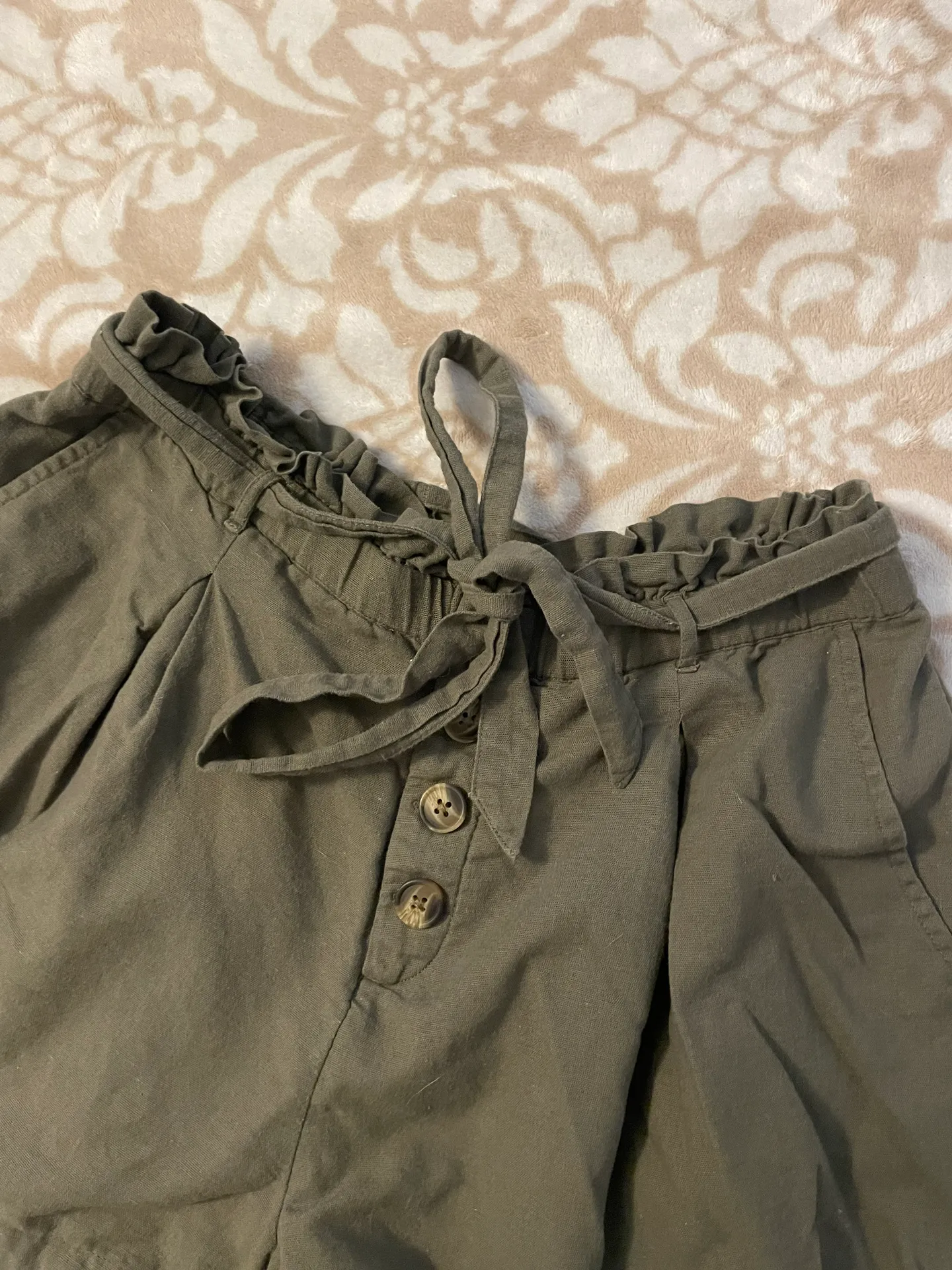 AEO Olive Paperbag Shorts - Image 6