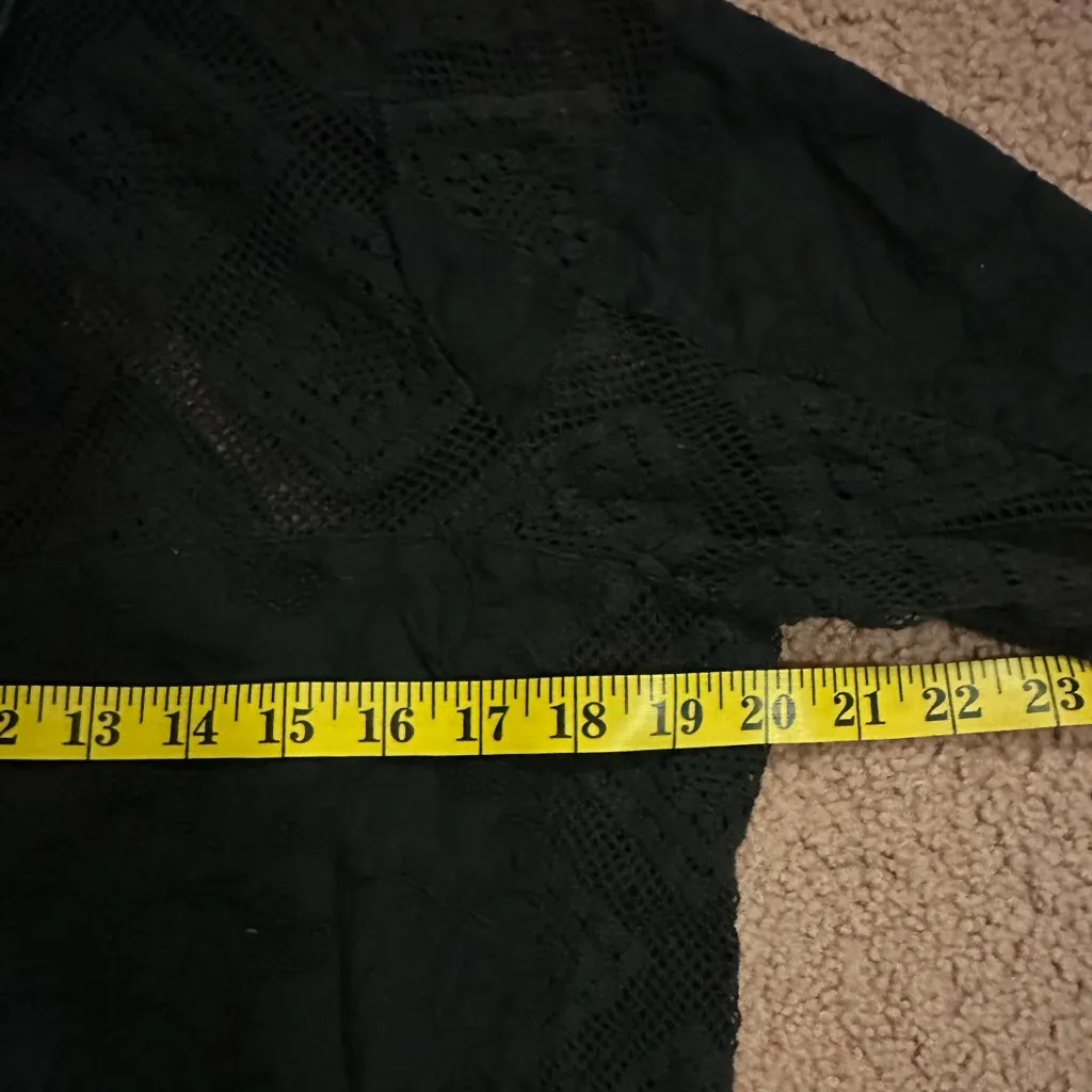 Farm Rio Women’s Short Sleeve Lace Surf Shirt Black Medium NWT Beach Resortwear - Image 5