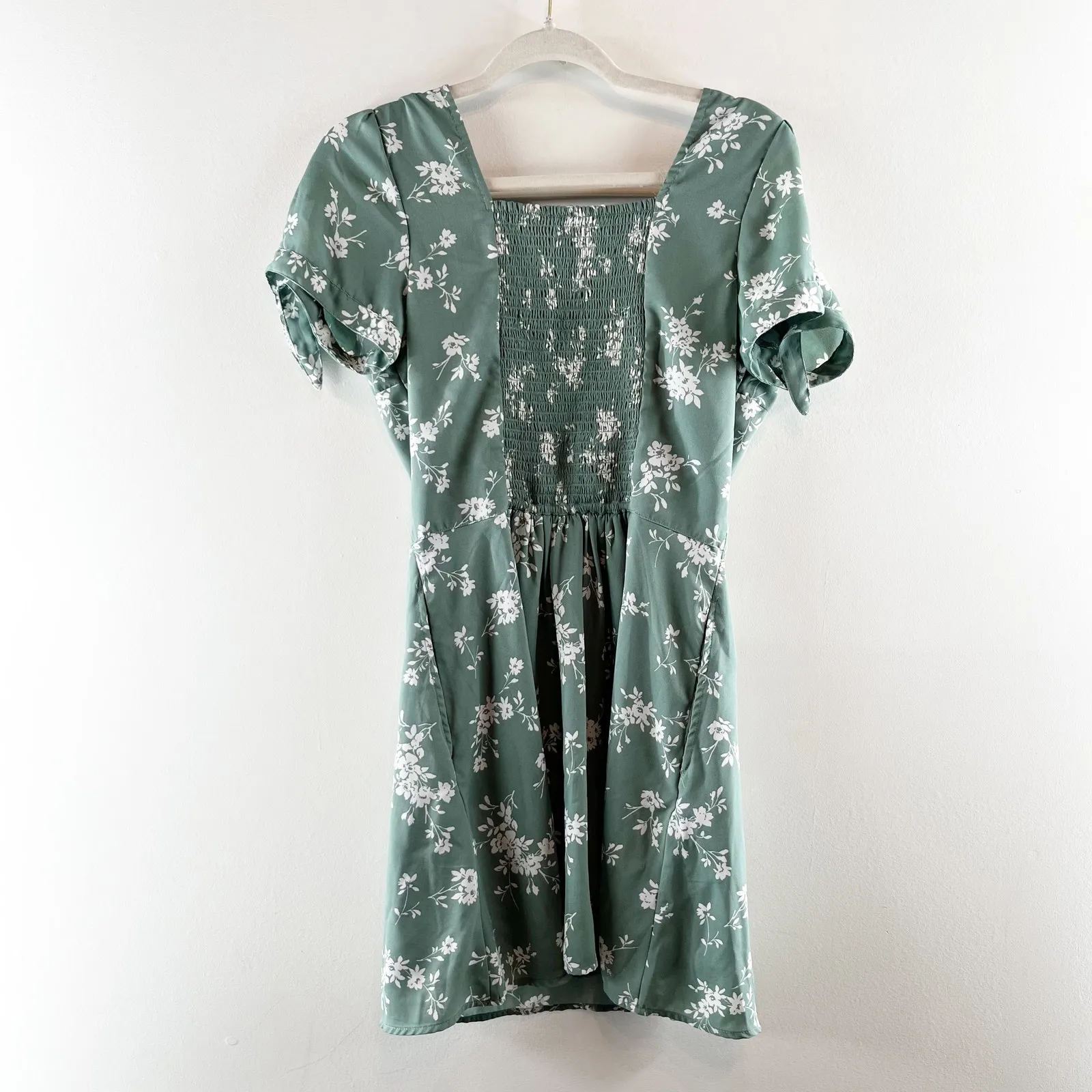 Abercrombie Short Sleeve V Neck Floral Mini Dress Green Medium - Image 5
