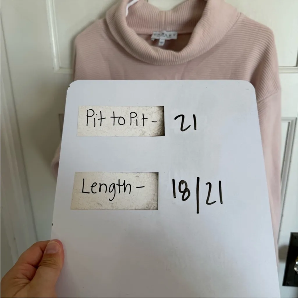 Varley light pink cowl neck sweatshirt size small - Image 7